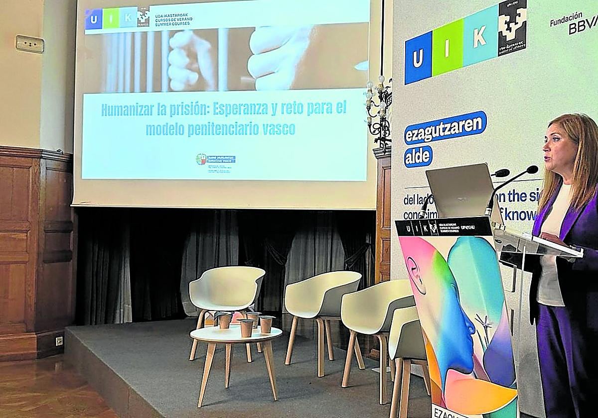 María Jesús San José, durante su participación en un curso de verano sobre política penitenciaria, el pasado julio en el palacio Miramar.