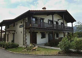 La imagen de una casa rural en Irun.