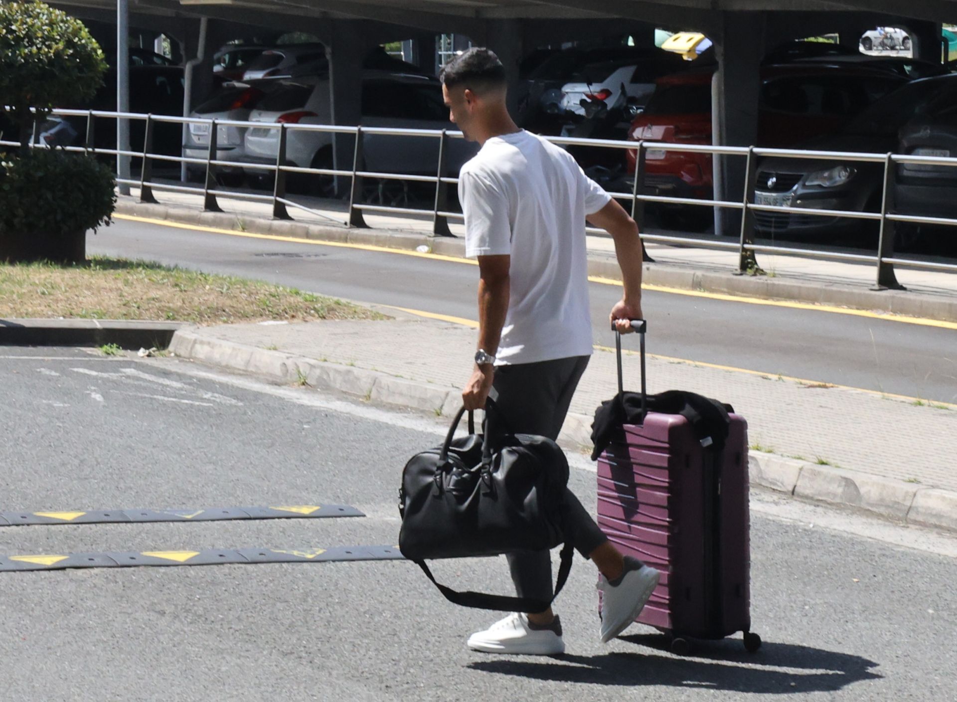 Mikel Merino vuela a Londres para ser nuevo jugador del Arsenal