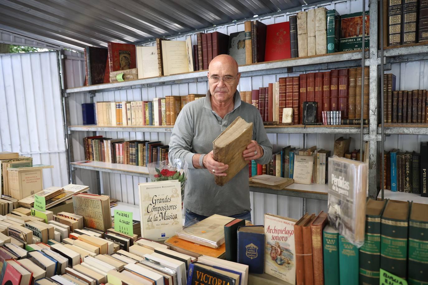 La feria del Libro Antiguo y de Ocasión, en imágenes