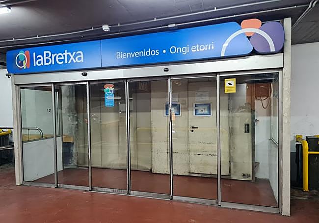 El acceso de la Bretxa al parking del Boulevard sigue cerrado
