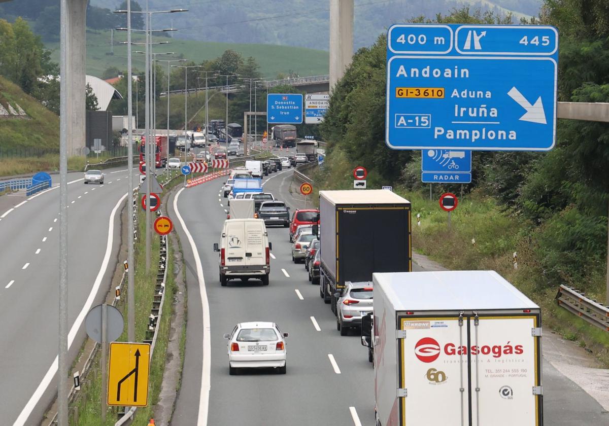 Concluyen las obras en el puente de Sorabilla de la N-I y este domingo se retoma la normalidad en el tráfico