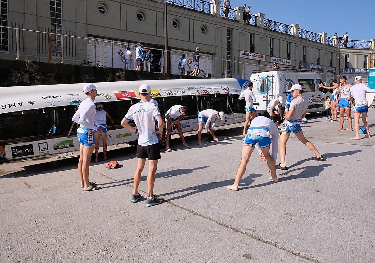 Las mejores fotos del entrenamiento de traineras a la víspera de la Bandera de La Concha