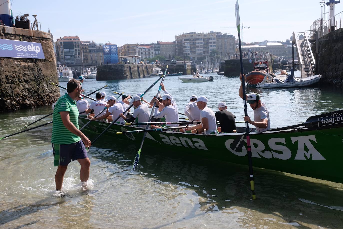 Las mejores fotos del entrenamiento de traineras a la víspera de la Bandera de La Concha