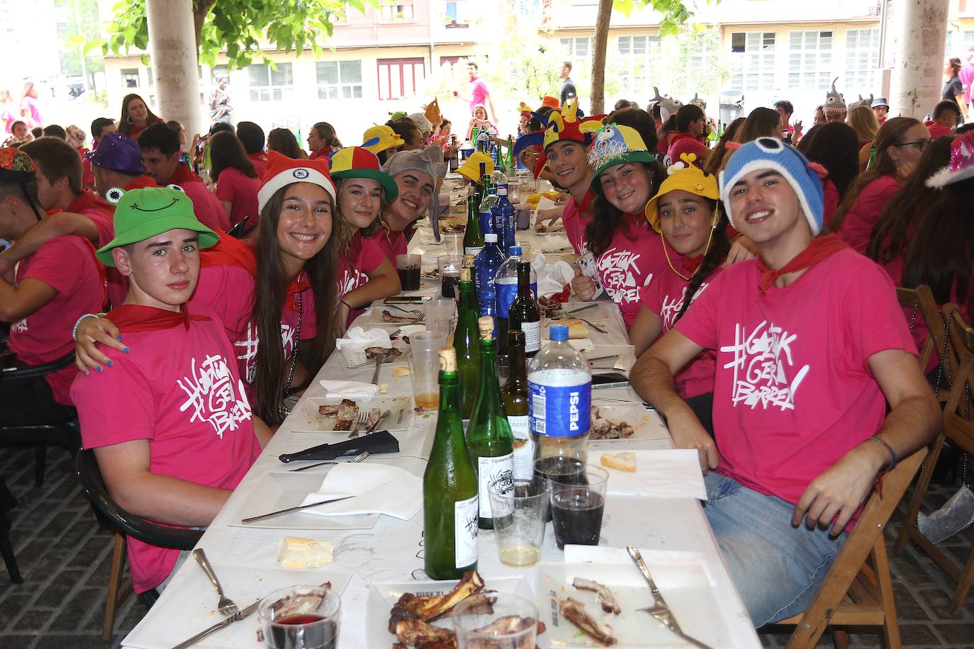 Las mejores imágenes del Día de la Adolescencia y la Juventud de las fiestas de San Bartolomé