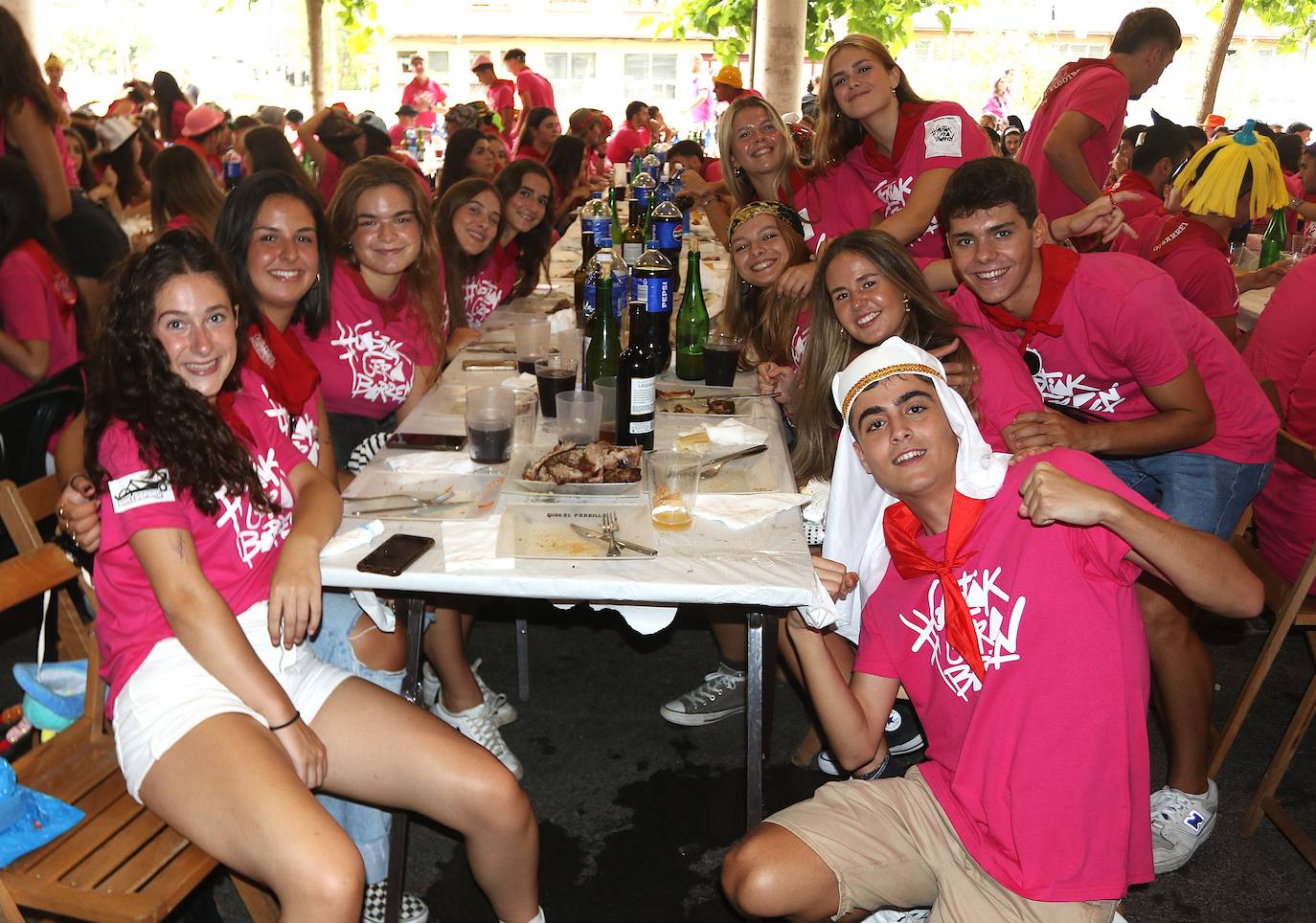 Las mejores imágenes del Día de la Adolescencia y la Juventud de las fiestas de San Bartolomé
