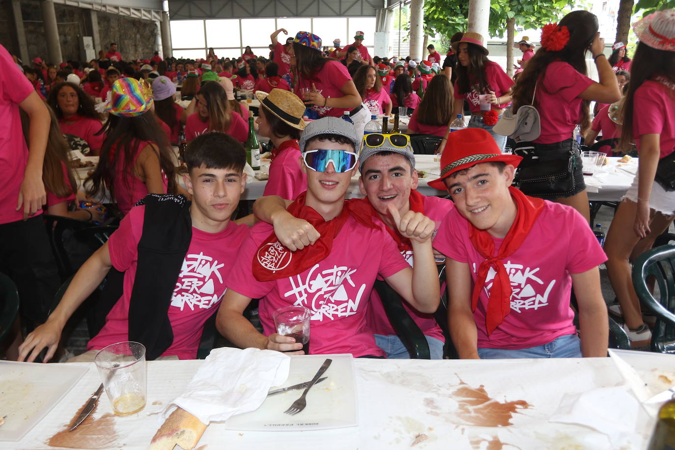 Las mejores imágenes del Día de la Adolescencia y la Juventud de las fiestas de San Bartolomé