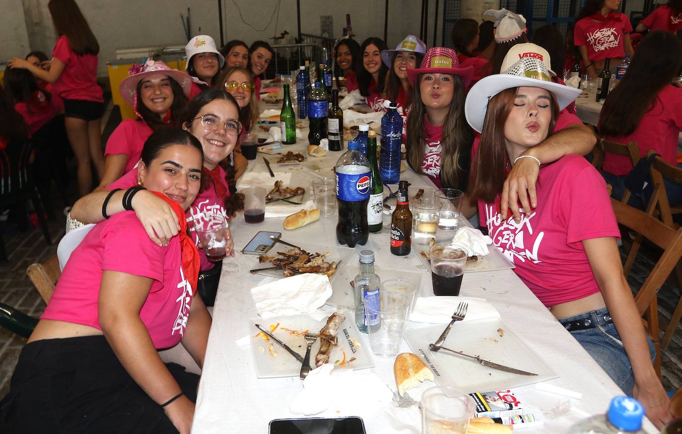Las mejores imágenes del Día de la Adolescencia y la Juventud de las fiestas de San Bartolomé