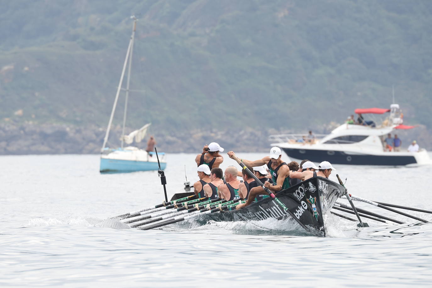 Las mejores imágenes de la regata masculina