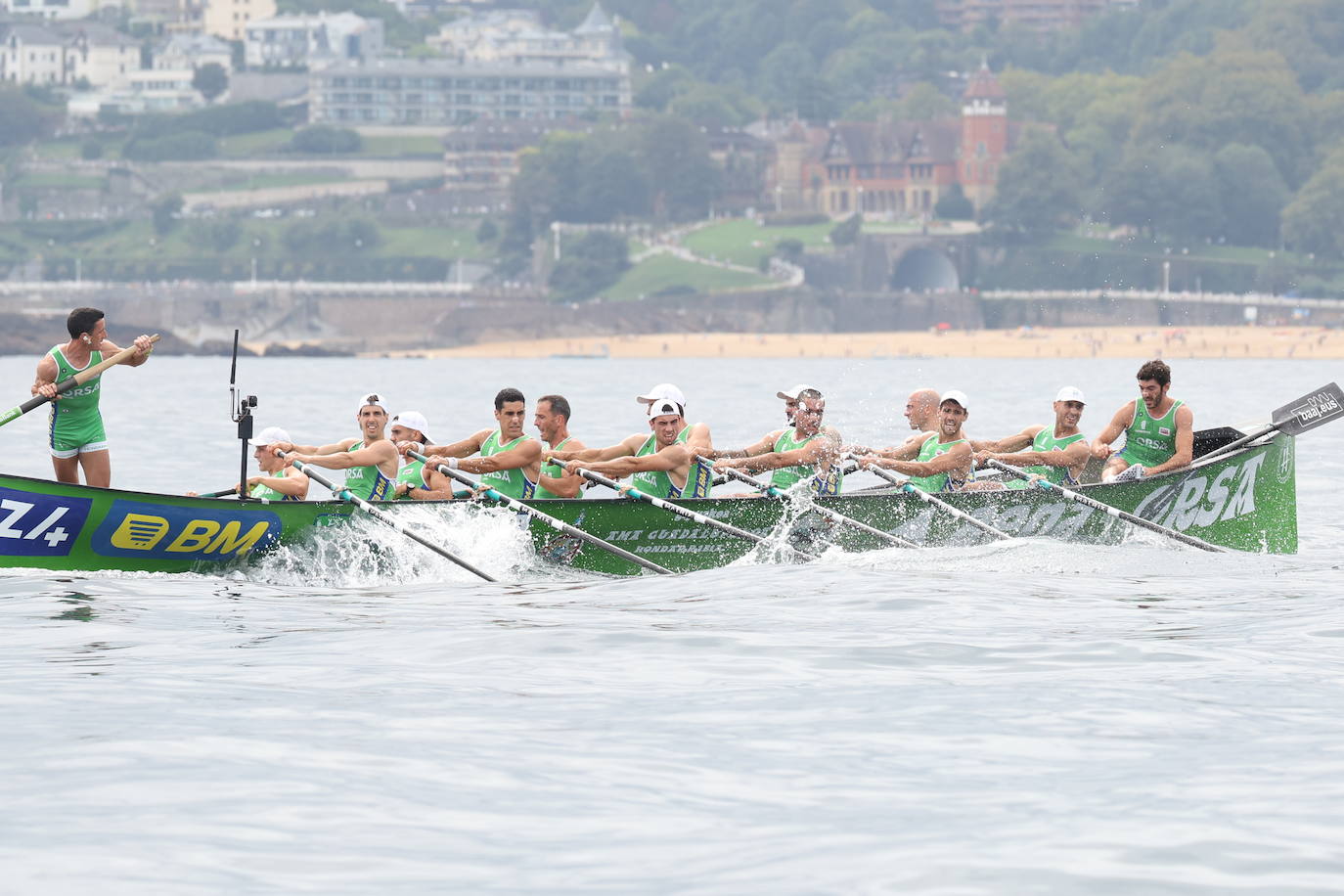 Las mejores imágenes de la regata masculina