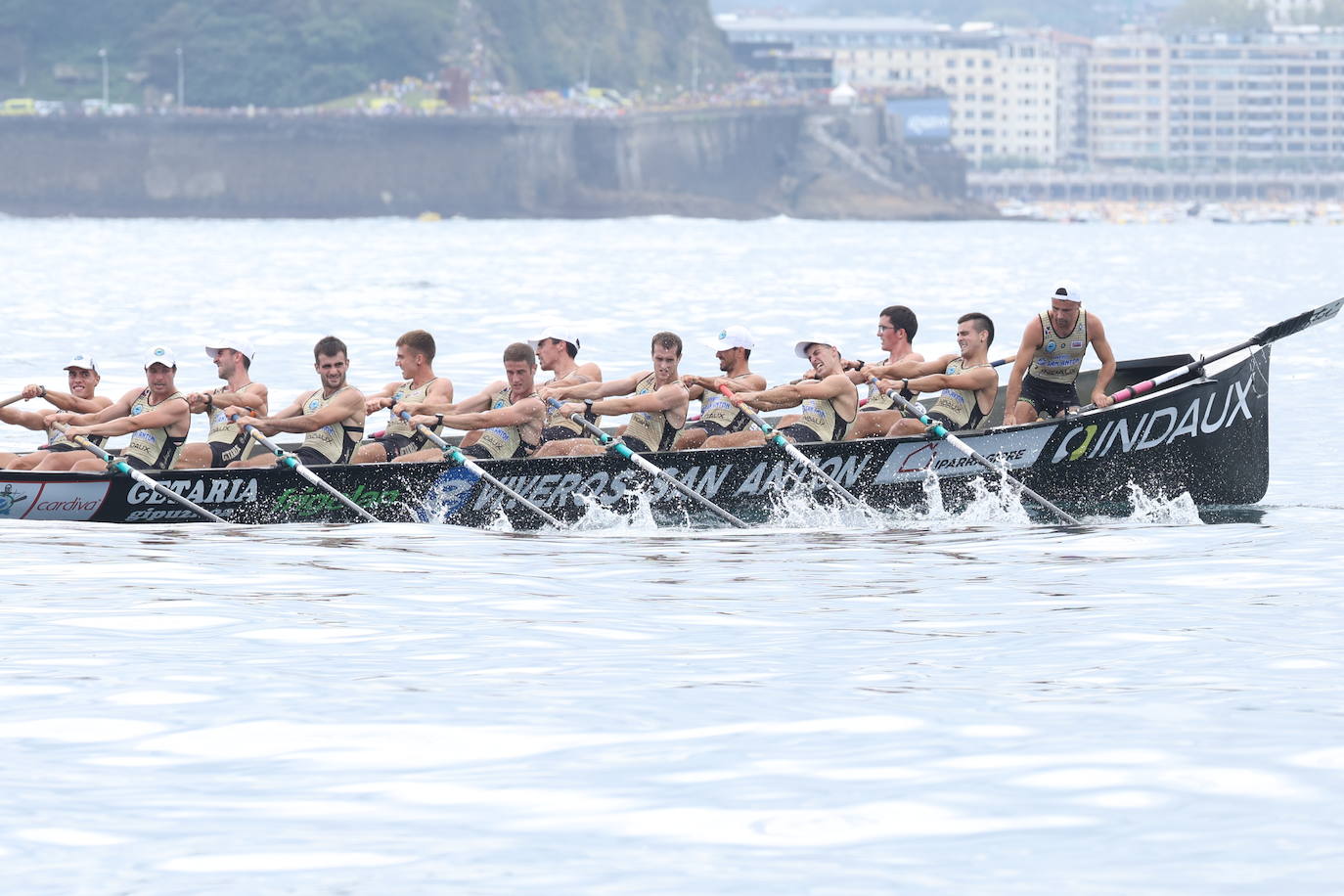 Las mejores imágenes de la regata masculina