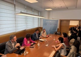 LAB reclama a Torres dignificar salarios, calidad del empleo y reducir la jornada laboral