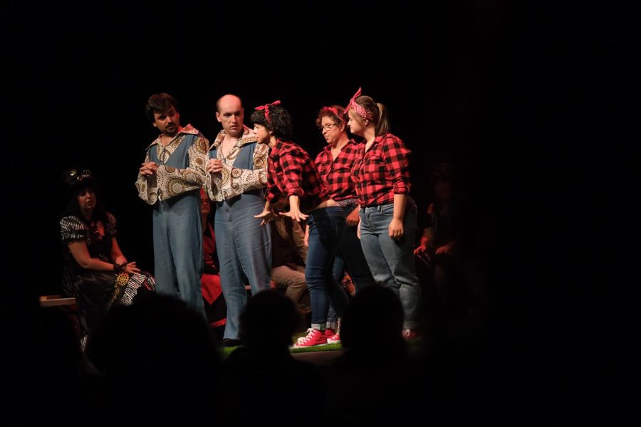 Así se han dado a conocer los &#039;desconocidos&#039;