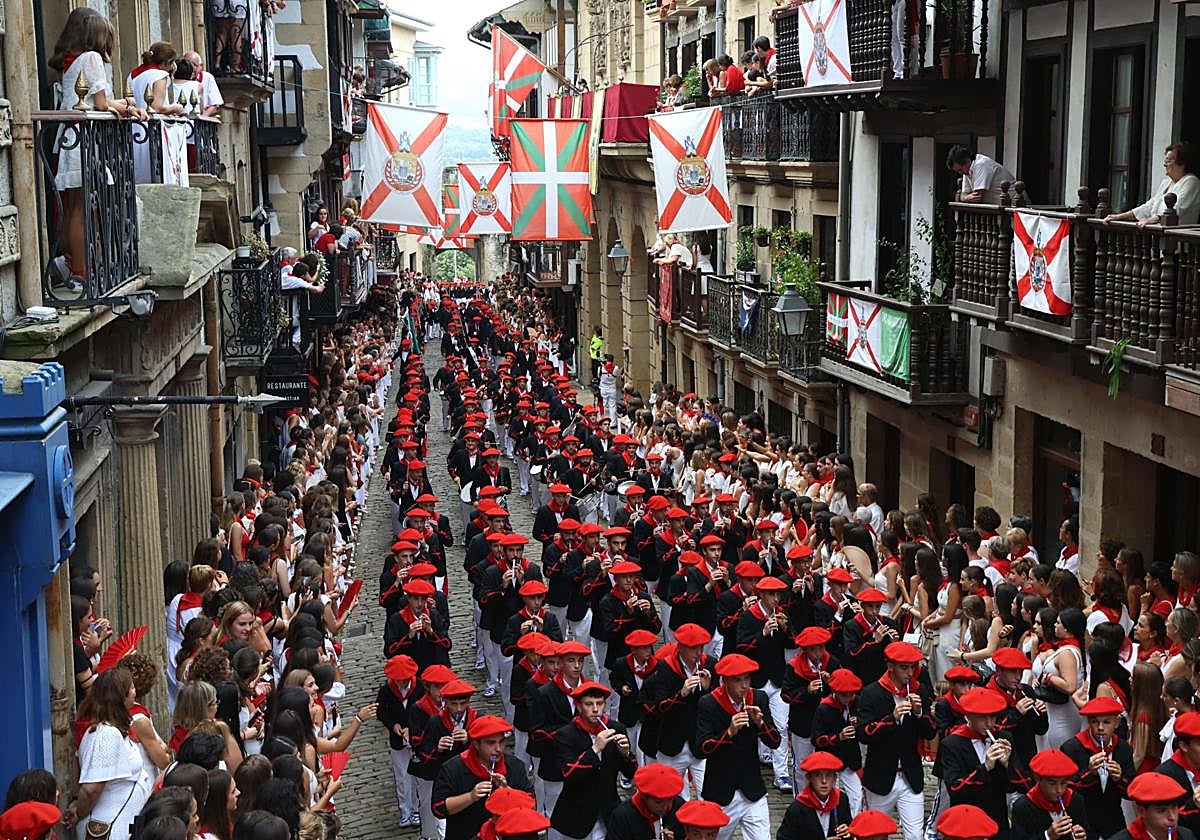 Abotsanitz sigue reclamando un alarde único, público e igualitario