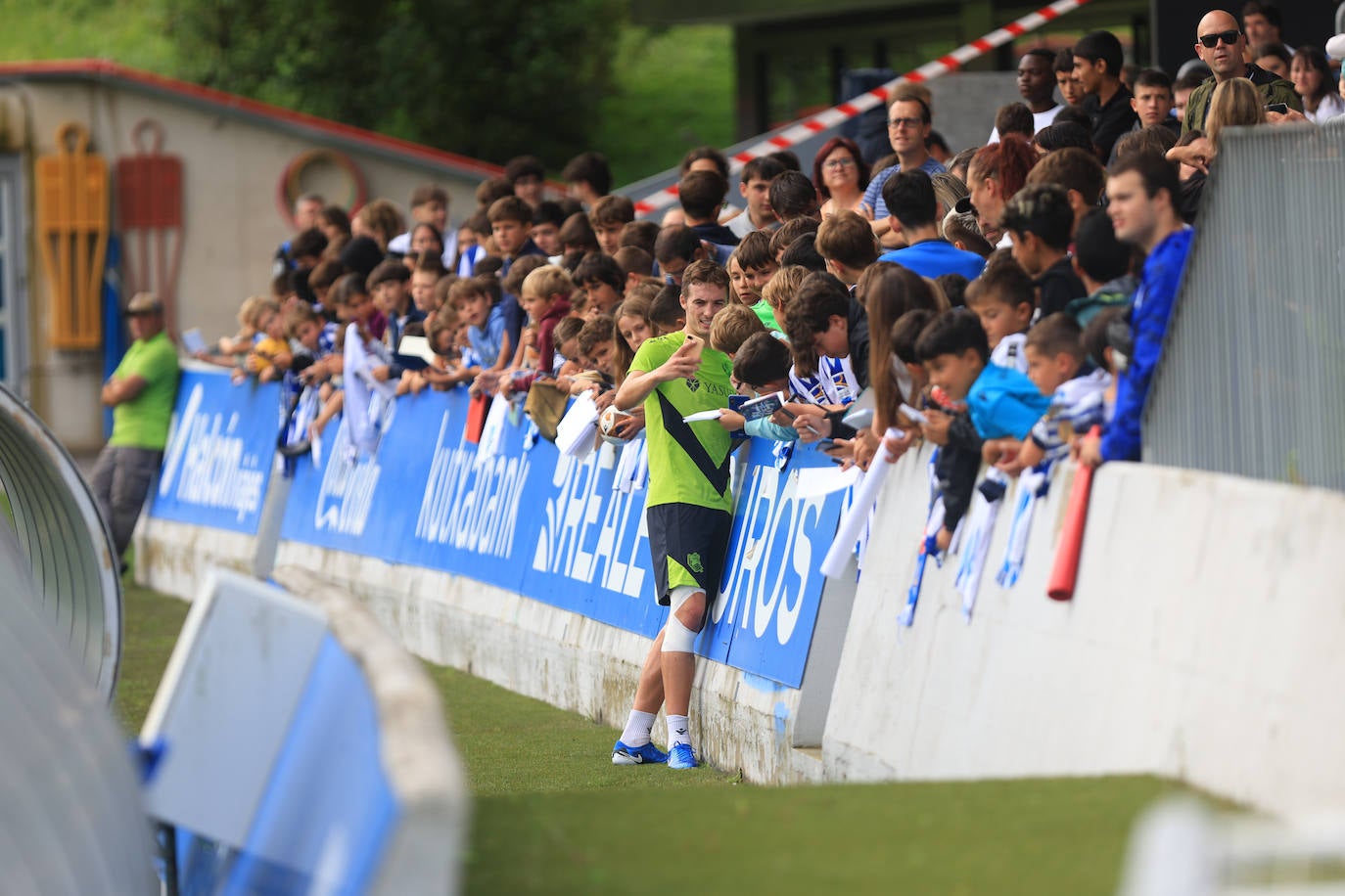 Las mejores imágenes del entrenamiento de la Real en Zubieta