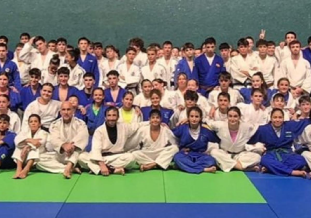 Durante todo el fin de semana ha habido gran cantidad de deportistas en el Aritzbatalde como se puede apreciar en la fotografía.