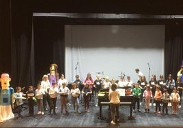 Uno de los ensayos de los cuatro conciertos ofrecidos por los alumnos de Ibargain en mayo en Landetxe.