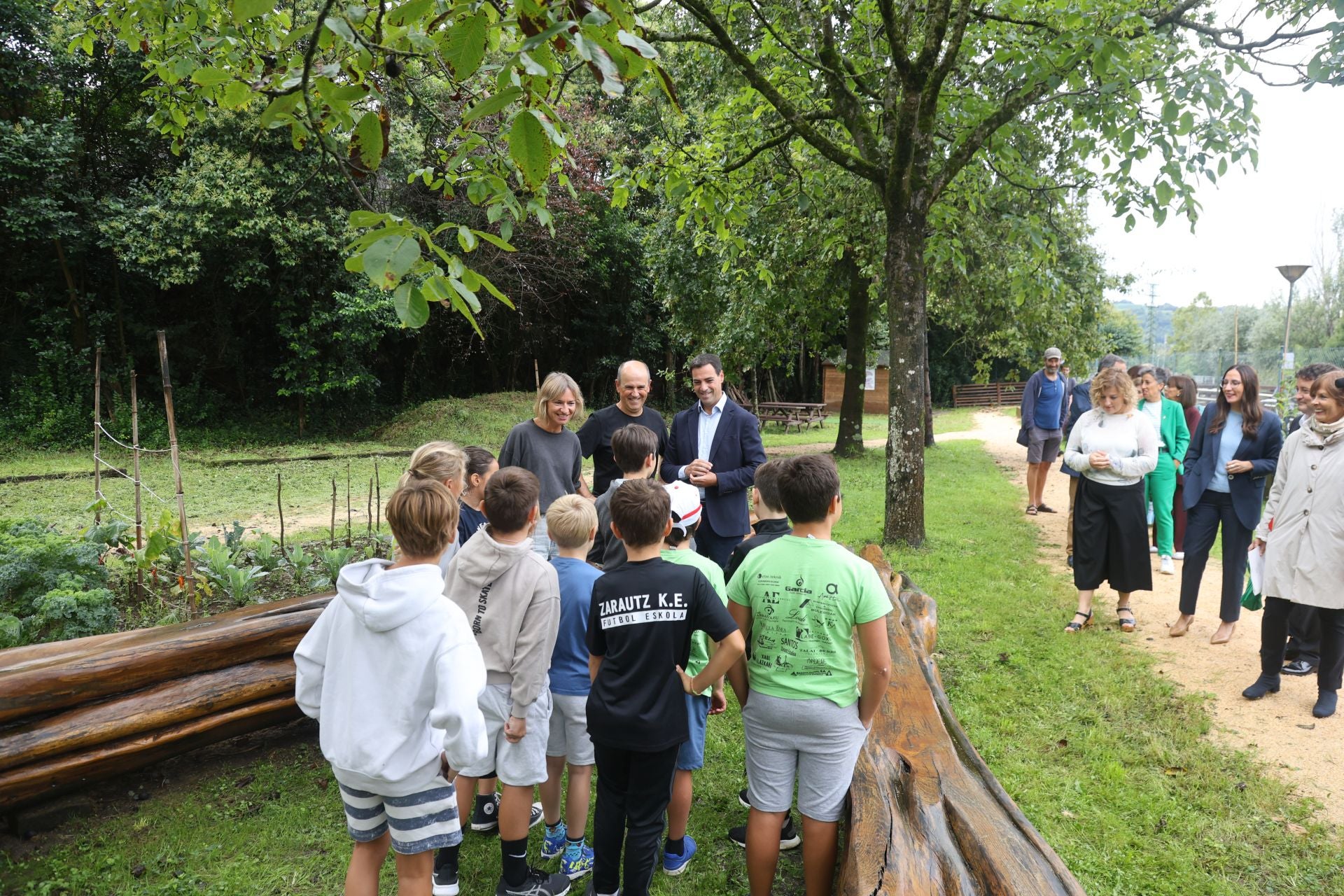 El lehendakari inaugura el curso escolar en el colegio Orokieta de Zarautz