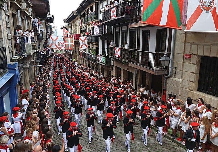 Sigue en directo el Alarde de Hondarribia este domingo en diariovasco.com