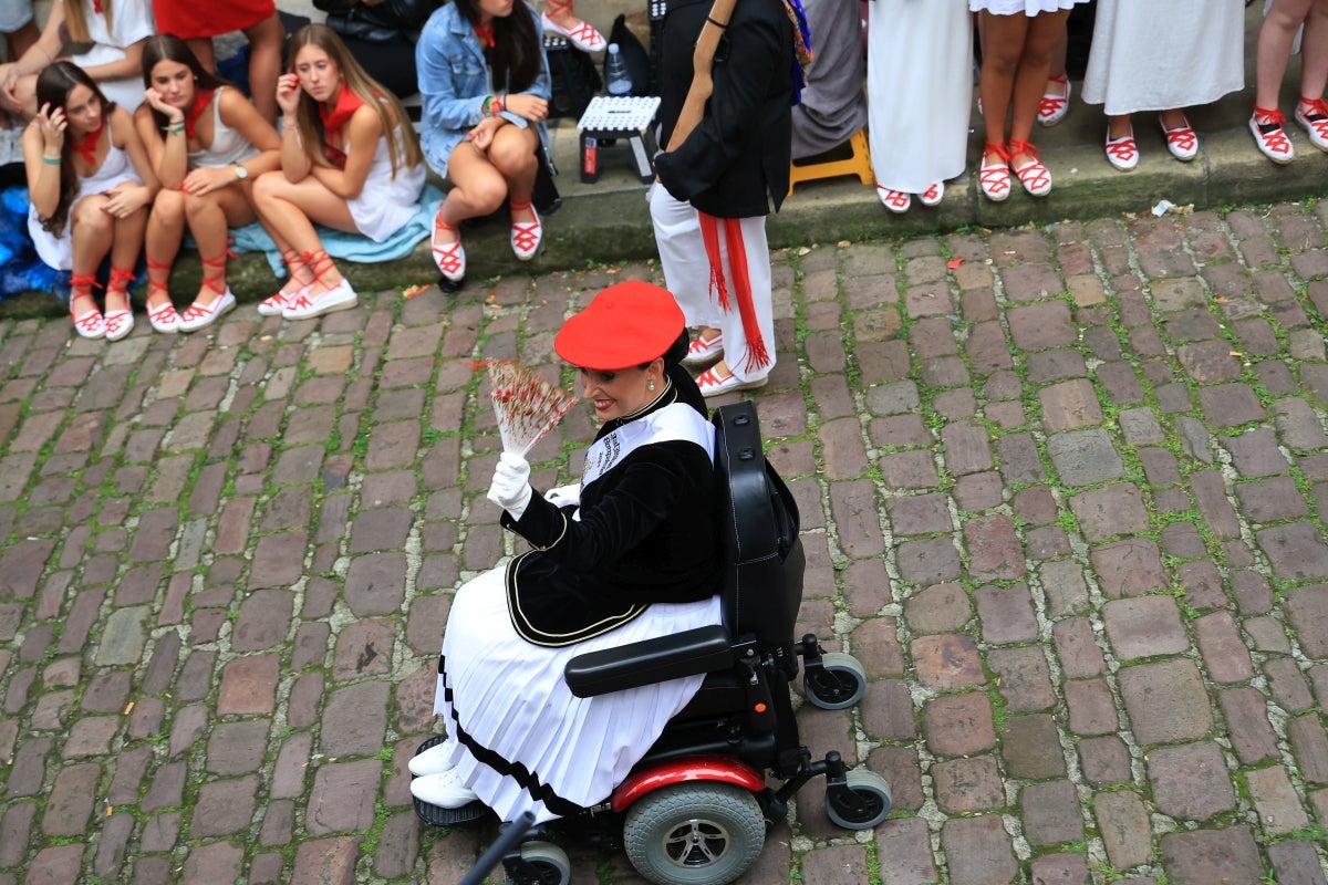 El desfile de la compañía Jaizkibel, en imágenes