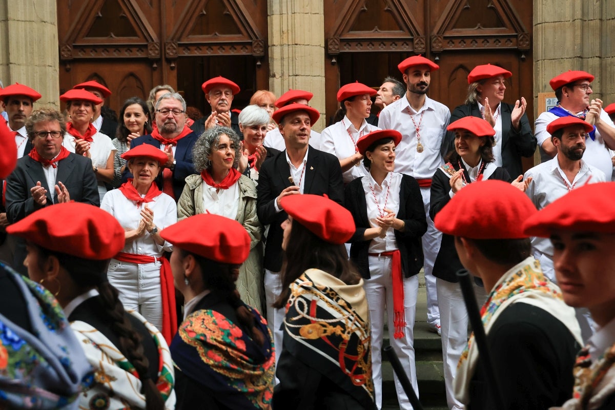 El desfile de la compañía Jaizkibel, en imágenes