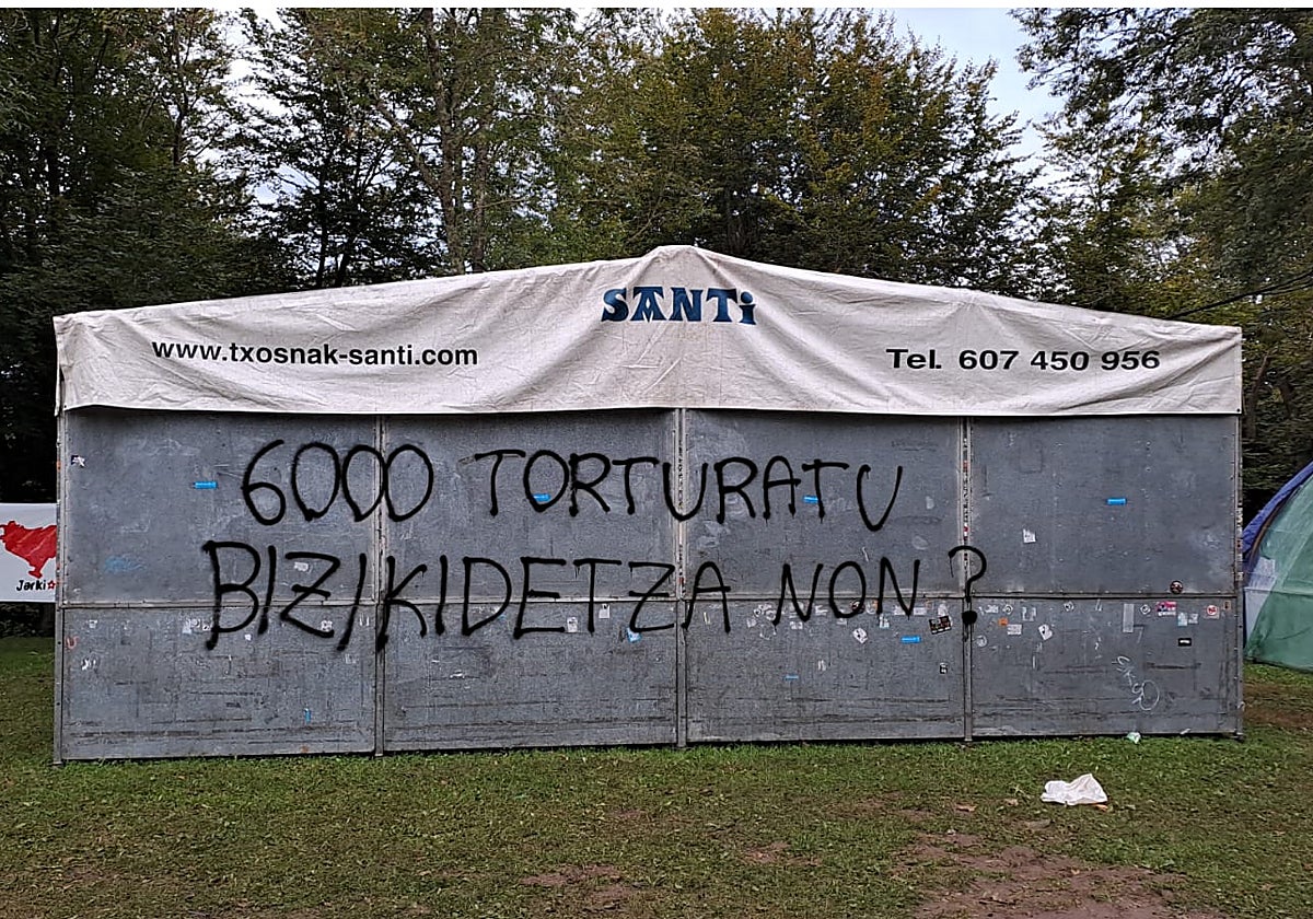 La txosna del PSE instalada en las campas de Arrate