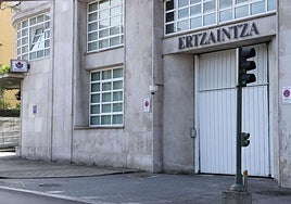 Ertzain-etxea de Eibar donde se está desarrollando la investigación.