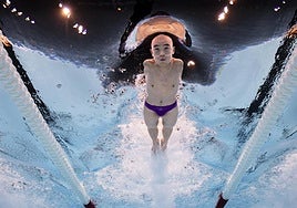 Jincheng Guo igerilari txinatarra da.