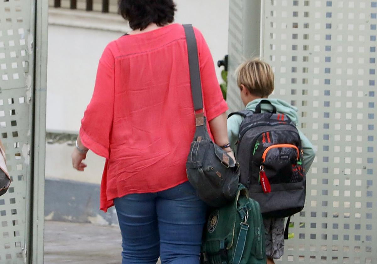 Guraso Eskola Iturzaetan ematen da.