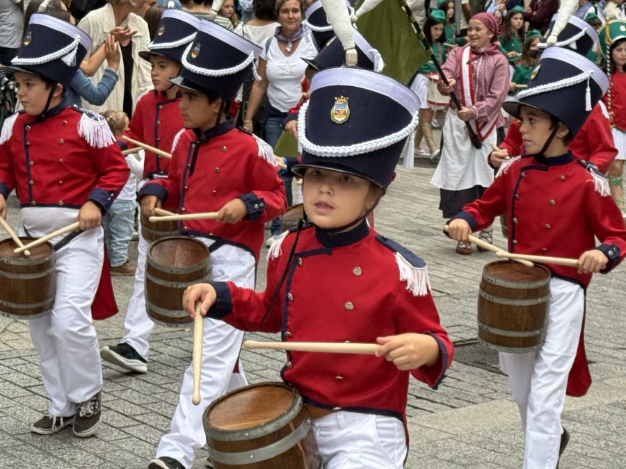 Oñati da la bienvenida a los txantxikis