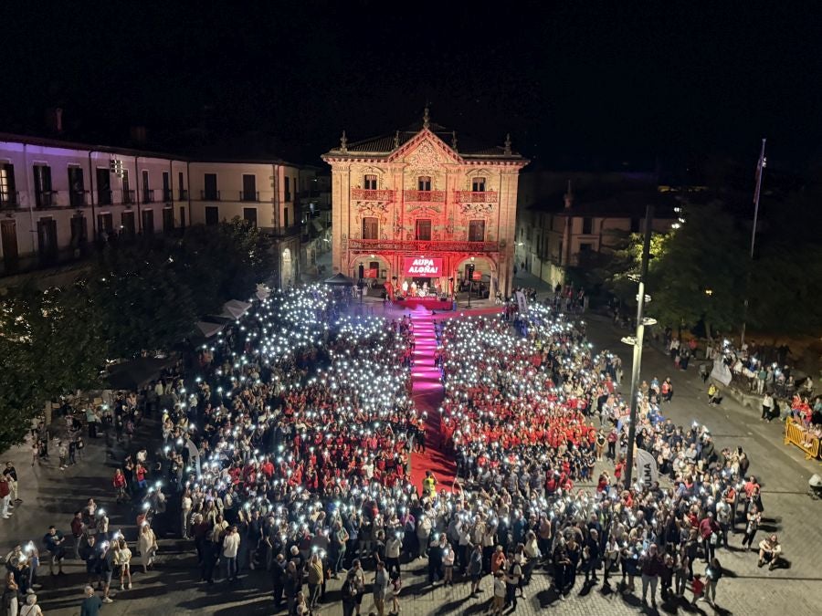 Oñati da la bienvenida a los txantxikis