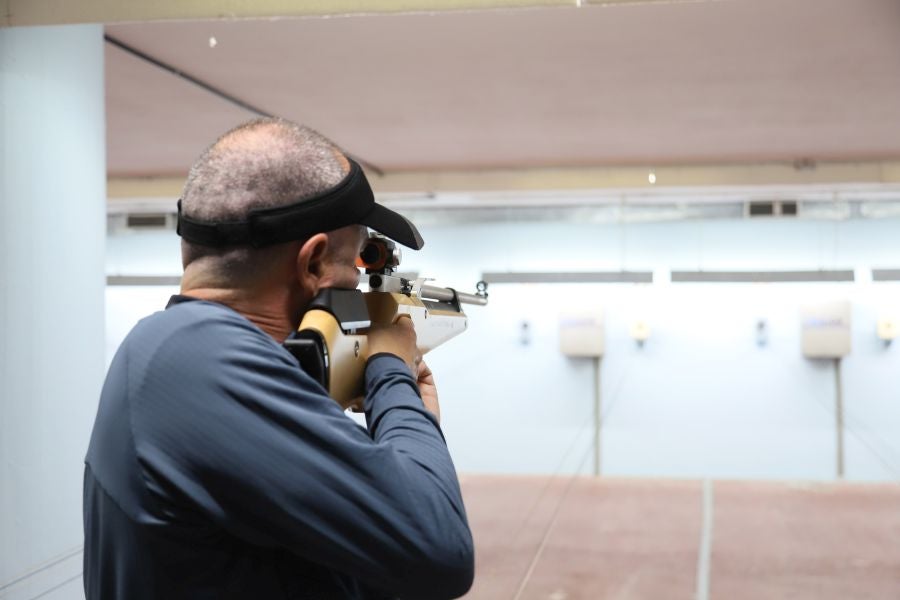 Tiro neumático, un deporte que engancha