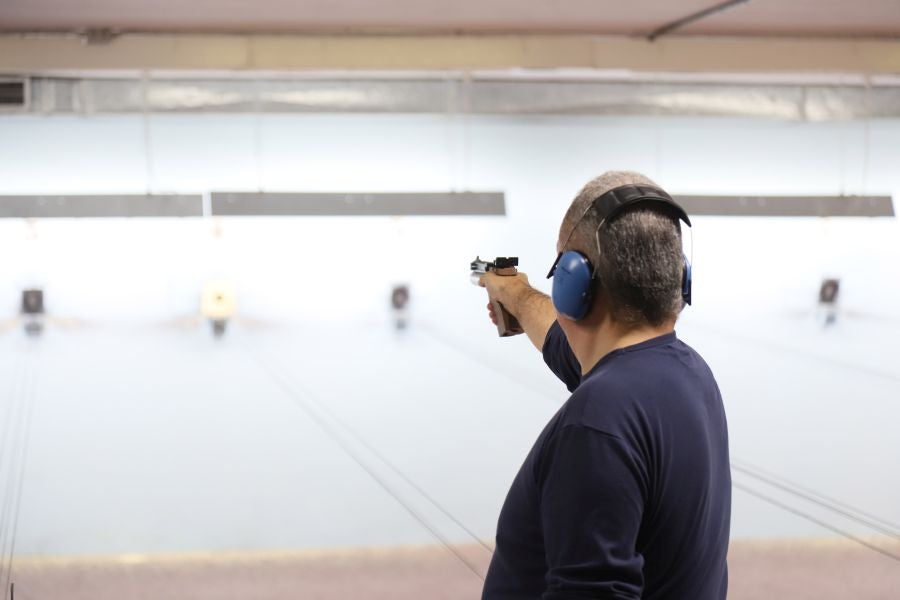 Tiro neumático, un deporte que engancha