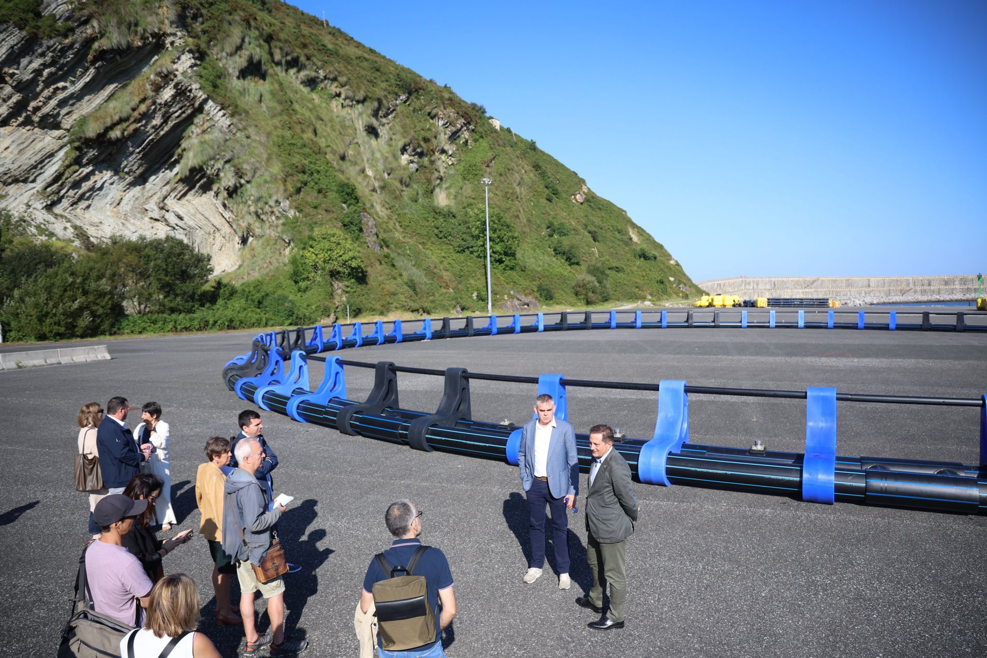 Así son las instalaciones acuícolas sumergibles que se instalarán frente a Getaria