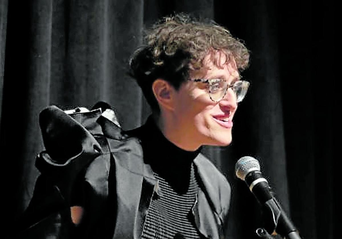 Jane Schoenbrun ha presentado en Tabakalera su 'I Saw the TV Glow'.