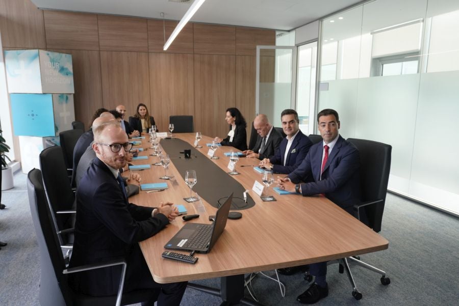 Visita del lehendakari a la empresa Viralgen