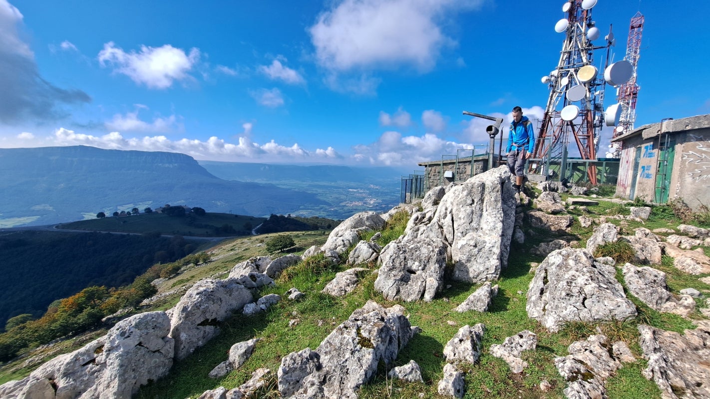 Ruta a la cima de Artxueta