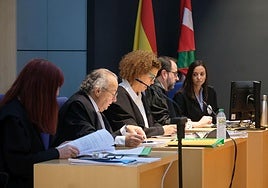 Momentos iniciales del juicio por el crimen de Aintzane Pujana.