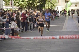 Carrica, vencedora femenina tras marcharse en el séptimo kilómetro.