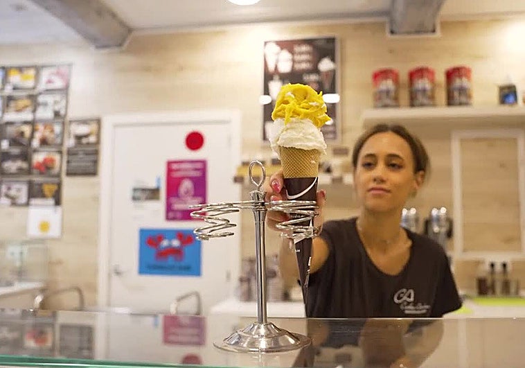 No hay postre más rico y fácil que el helado