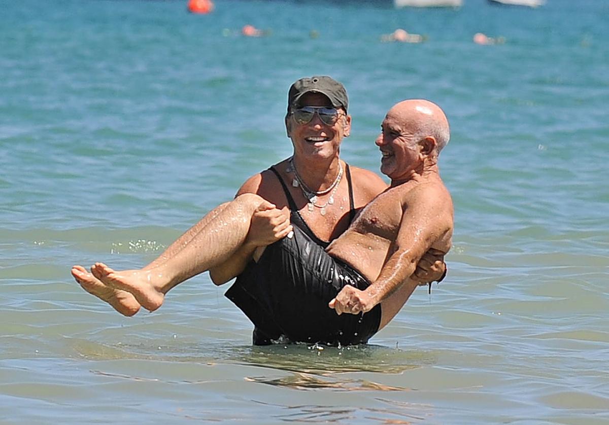 Bruce Springsteen y su baño con el teclista Roy Bittan en Ondarreta en 2009