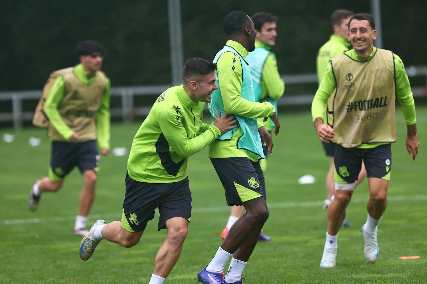 Balonmano para ensayar el estreno europeo en casa