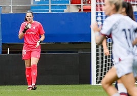 Eunate Astralaga podría repetir bajo palos en la visita al Espanyol.