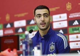 Mikel Merino, esta mañana en la sala de prensa de la Ciudad del Fútbol en Las Rozas.