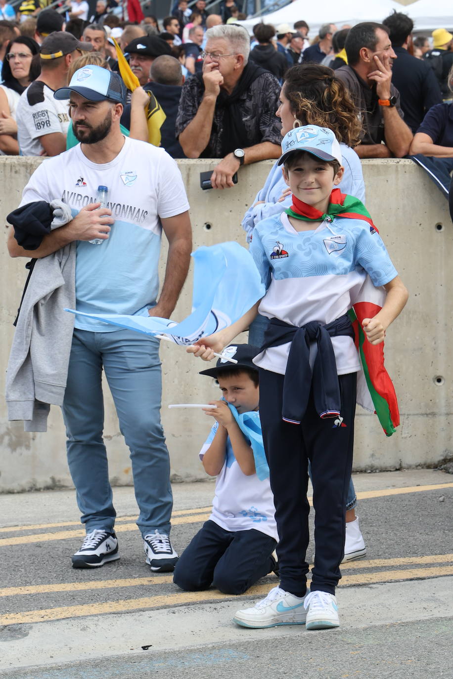 Fiesta del rugby francés en el estadio de Anoeta