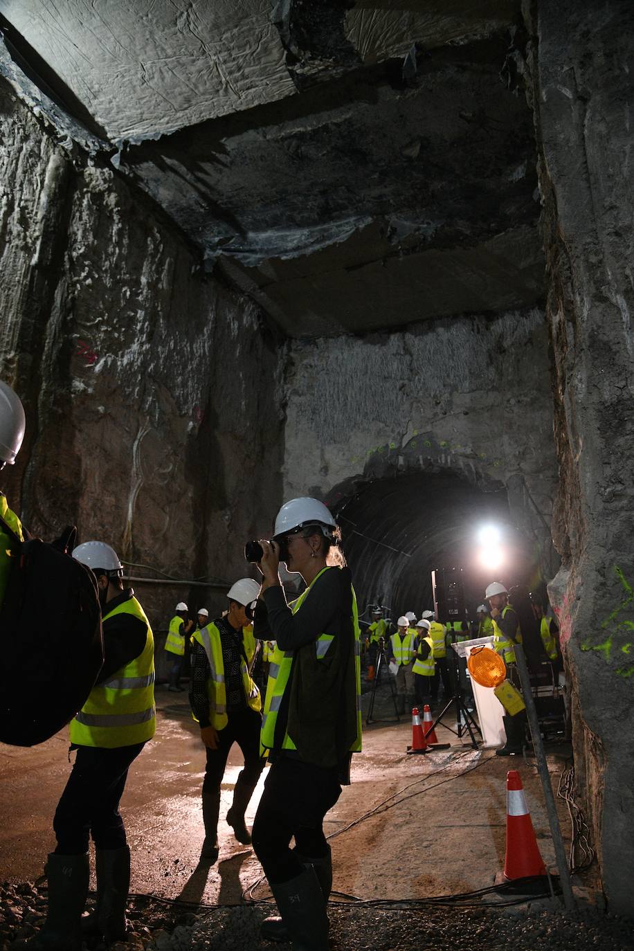 Así es la excavación del hueco que albergará la estación subterránea del Topo en Pasaia