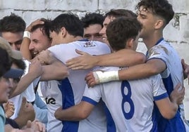 Los de Ribera celebrando uno de los goles.