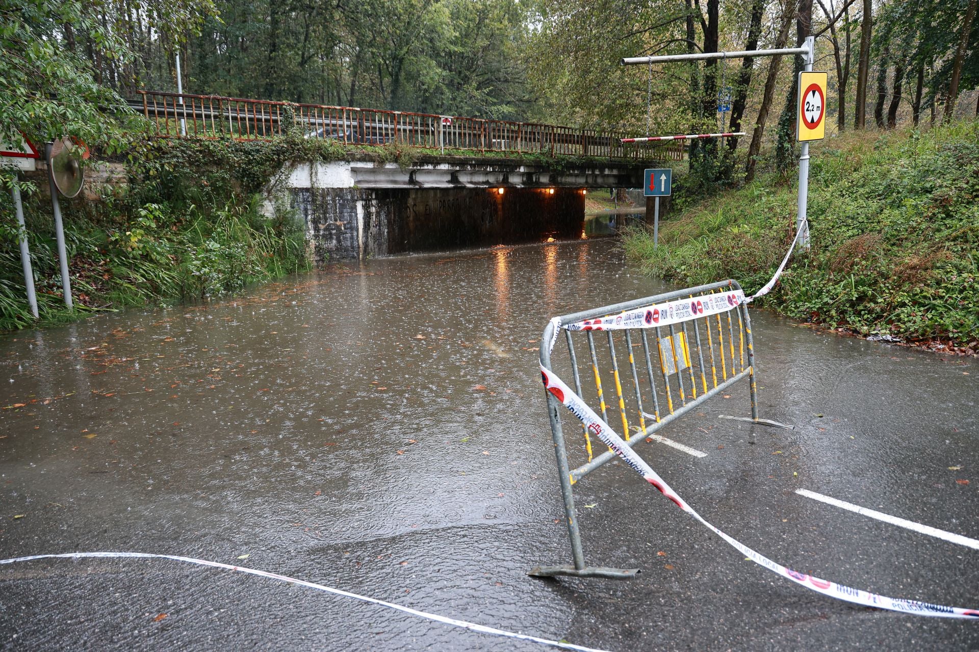 La lluvia hace estragos en el Bidasoa