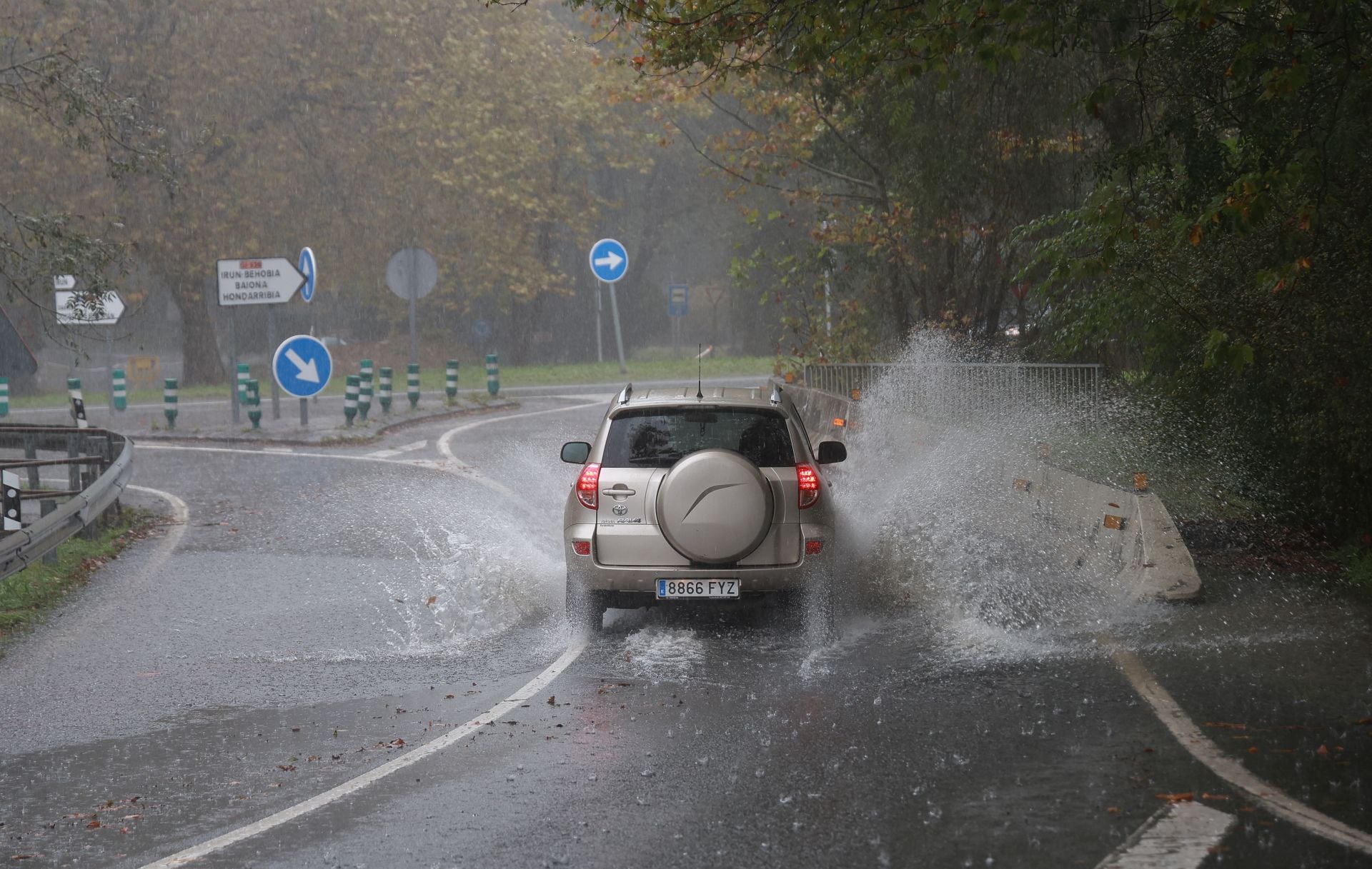 La lluvia hace estragos en el Bidasoa