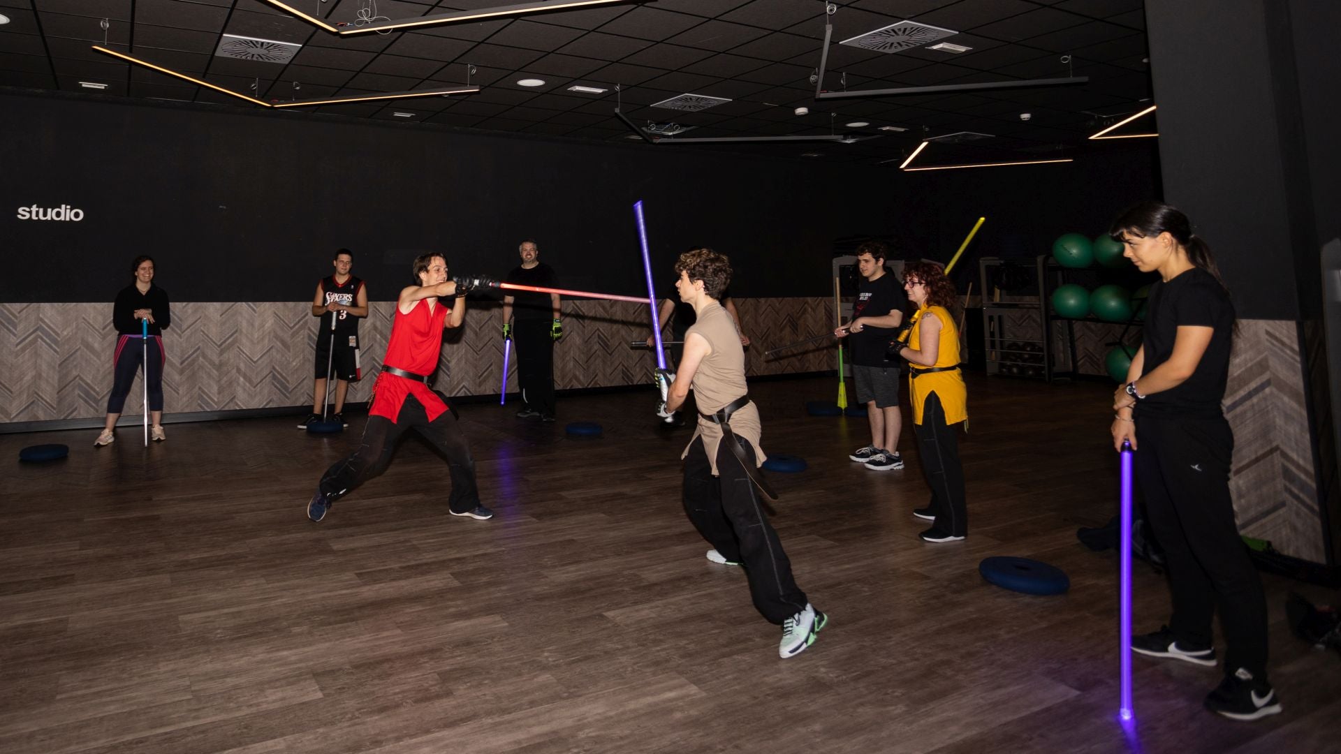 La lucha de espadas láser, en imágenes